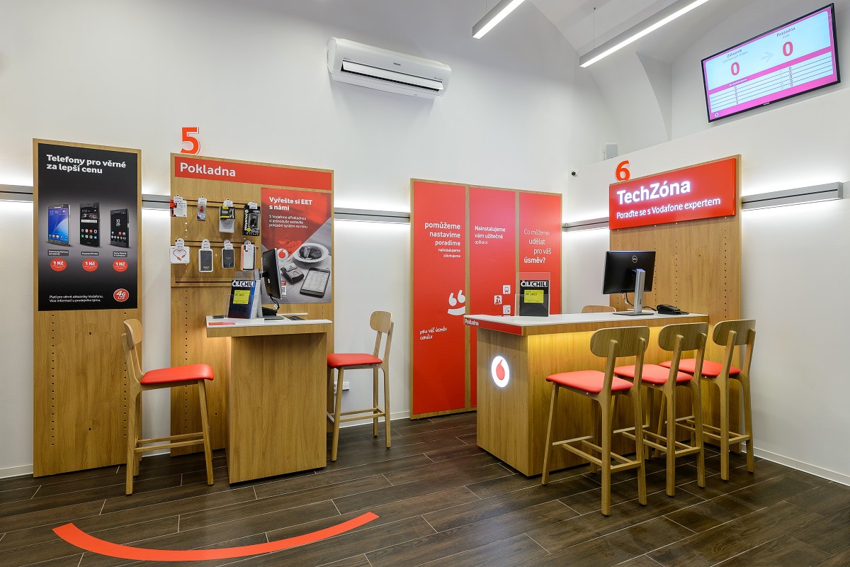 Vodafone - store opening